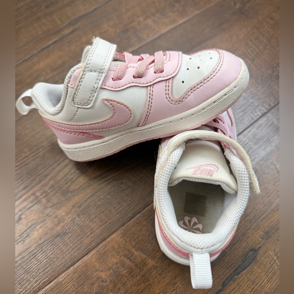 Kids Nike Court Borough Low Recraft 8c tennis shoe